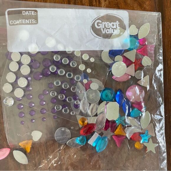 Lot of Embellishments Acrylic Jewels Assorted Designs - Picture 6 of 10